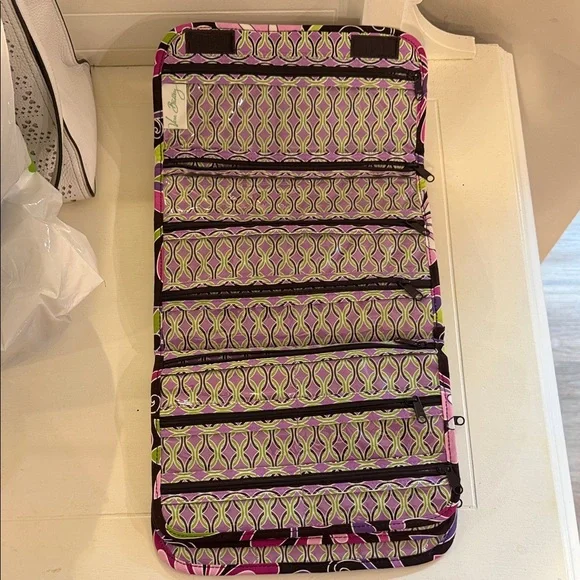 Vera Bradley Floral Quilted Travel/Jewelry Bag - Picture 2 of 5